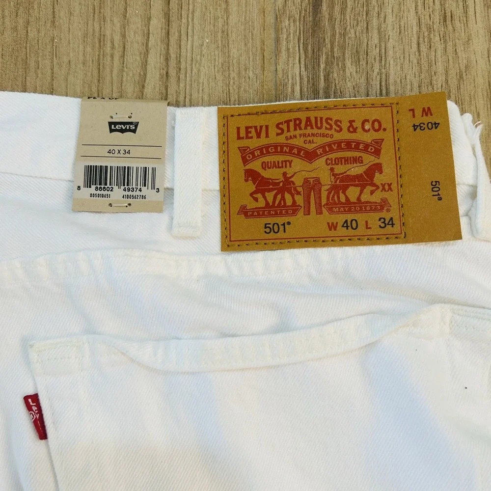 NWT Levi's 501 Original White  Denim Mens Jeans Size 40x34 New Button Fly